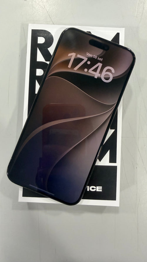 iPhone 15 PRO MAX